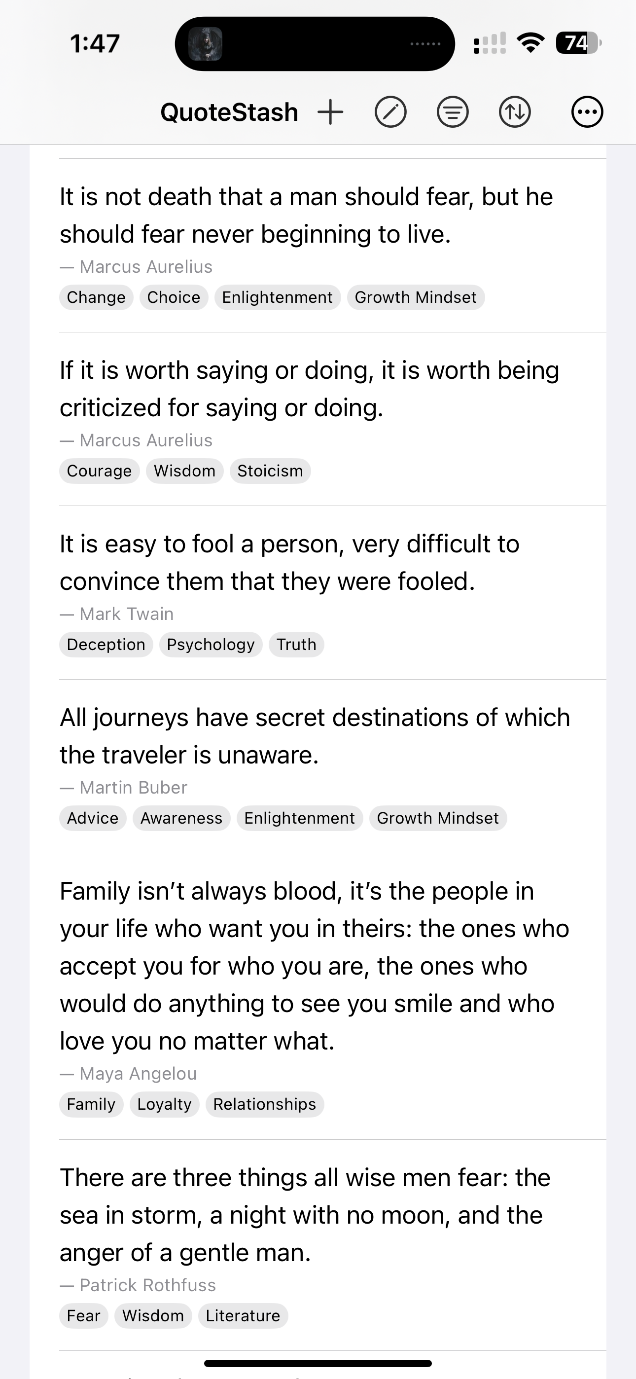 QuoteStash screenshot: library or list view